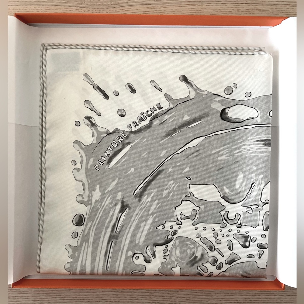 🧣 Hermes Peinture Fraiche Scarf 45 - Brand New - Picture 5 of 8